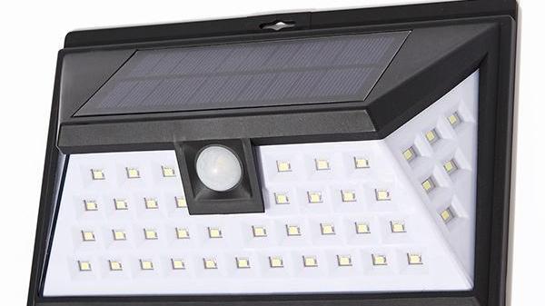 Luz com Sensor de Movimento à Energia Solar com Ângulo Amplo SUPER Brilhante